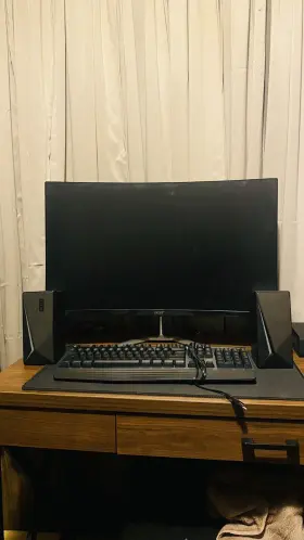 UM.HE0AA.205 ACER Nitro Curved Monitor Amd #2