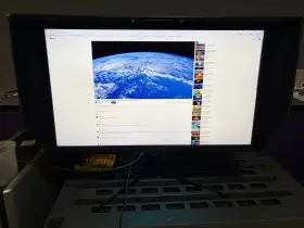 UM.HX0AA.P01 ACER Predator Pbmiphzx Uhd Ips Led Gaming Stand