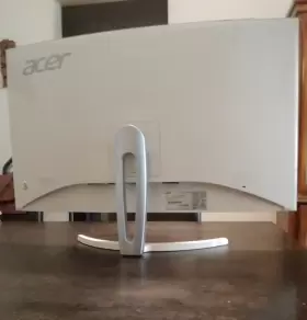UM.JE3AA.001 ACER Led Curved Monitor #3