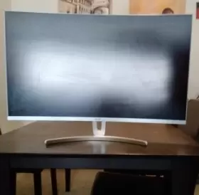 UM.JE3AA.001 ACER Led Curved Monitor