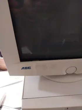 9GLRS AOC Crt Vga Monitor Gaming #2