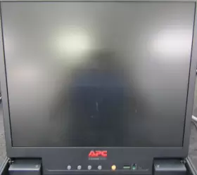 AP5719 APC Rack Lcd Console #2