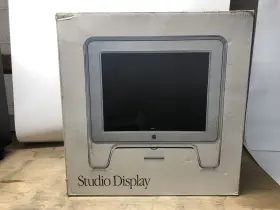 534394 APPLE Studio Display #2