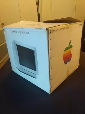 A2M6020 APPLE Applecolor Monitor Box Nyc
