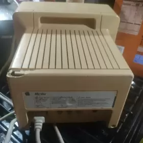 G090H APPLE Monitor Light #2