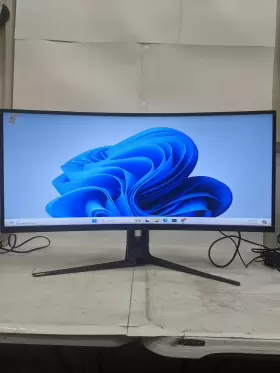 90LM06V0-B01AB0 ASUS Rog Strix Gaming Monitor