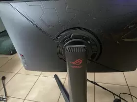 XG27UQ ASUS Rog Strix Gaming Monitor #3