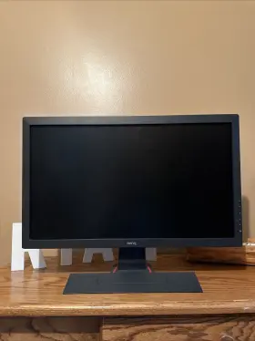 RL2455 BENQ Zowie Widescreen Lcd Monitor