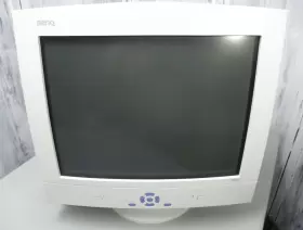 P211 BENQ Fst Crt Monitor Dom