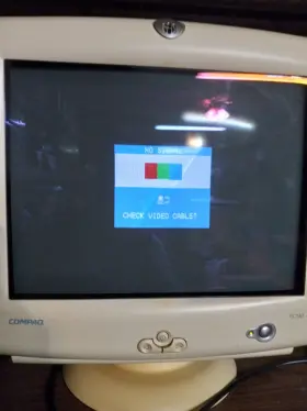 234401-001 COMPAQ Presario Flat Screen Crt Monitor
