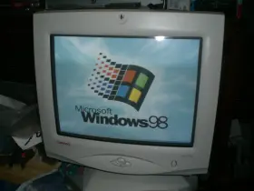 CO1022U COMPAQ Vga Crt Monitor #2