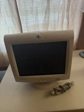 MS740 COMPAQ Presario Gaming Crt Monitor