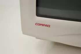 MV520 COMPAQ Crt Vga Gaming Monitor #3