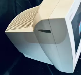 V500 COMPAQ Monitor #3