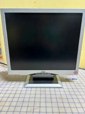 Ctx S962a Lcd 19 Inch Monitor Used Very Little - In Original Box