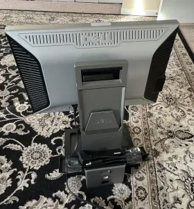 741435815608 DELL Lcd Monitor #3