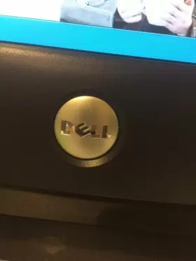 2000FP DELL Ultrasharp Flat Panel Monitor #2
