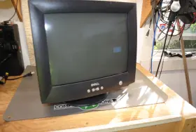 20250806 DELL Kg Crt Vga Monitor Gaming