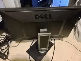 G2410T DELL Widescreen Flat Panel Lcd Monitor #2