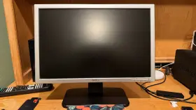 UN492 DELL Vga Dvi Lcd Monitor #2