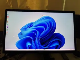 UP2715K DELL Ultrasharp Monitor Display Glossy