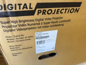 123-101 DIGITAL PROJECTION Vision Laser Wuxga Projector