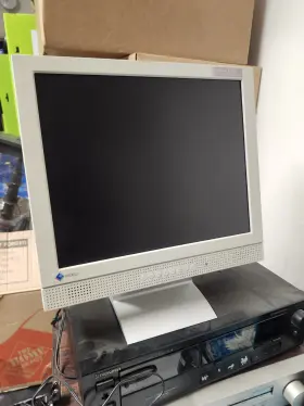 L465 EIZO Flexscan Lcd Monitor