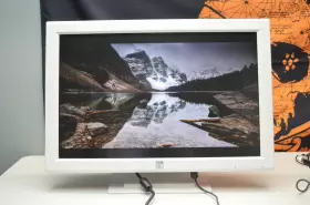 E109990 ELO Medical Touchscreen Monitor Power Adapter