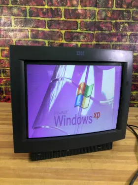 20251114 GATEWAY Ibm Crt Vga Monitor Gaming