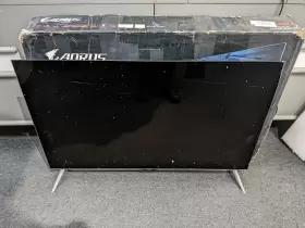 FO48U GIGABYTE Aorus Oled Cracked Screen