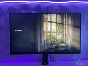 M28U GIGABYTE Uhd Ips Led Gaming Monitor Arm