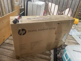 LD4710 HP Lcd Digital Signage Display Monitor Wall Mountable