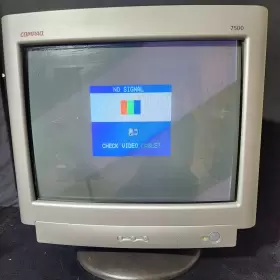 MV7500 HP Compaq Crt Monitor Gaming
