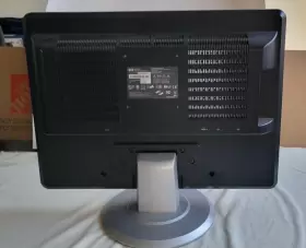 RG556AA HP Lcd Monitor #2