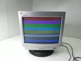 S7500 HP Hewlett Packard Compaq Crt Monitor Gaming