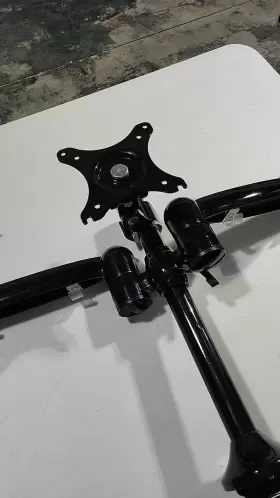 P226L HYUNDAI Desk Monitor #2