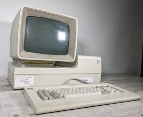 5291 IBM Display Station Terminal Monitor Console Keyboard