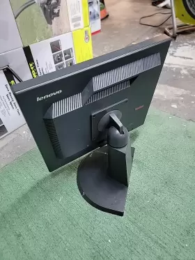 45J6708 LENOVO Thinkvision Lcd Monitor Vga Dvi Rotate #3