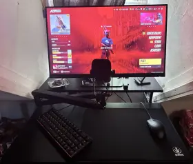 66B1GCCBUS LENOVO Legion