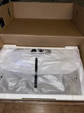 F19238FL0 LENOVO Flat Panel Monitor #3