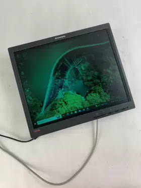 L1711PC LENOVO Dvi Vga Widescreen Tft Lcd Monitor