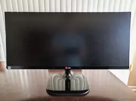 25UM65-P LG Ultrawide Monitor