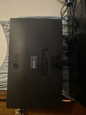 27MP40W-B.AUS LG Gaming Monitor Perfectly