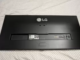 29UB55-B LG Ultrawide Monitor Vesa #2