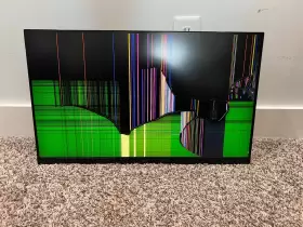 32GN550-B LG Ultragear Widescreen Monitor #2