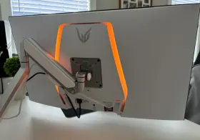 32GS95UV-WY.AUS LG Ultragear Oled Gaming Monitor