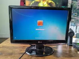 719192185418 LG Flatron Lcd Monitor Diagonal Screen #2