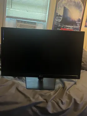 E2742 LG Flatron Gaming Monitor #2