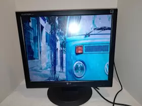 L1917S-BN LG Great Flatron Monitor #2