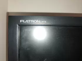 L1917S-BN LG Great Flatron Monitor #3